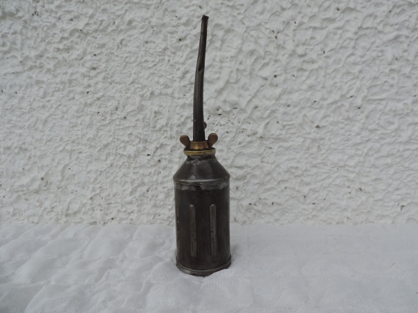 Burette d'huile- abcd1399.JPG