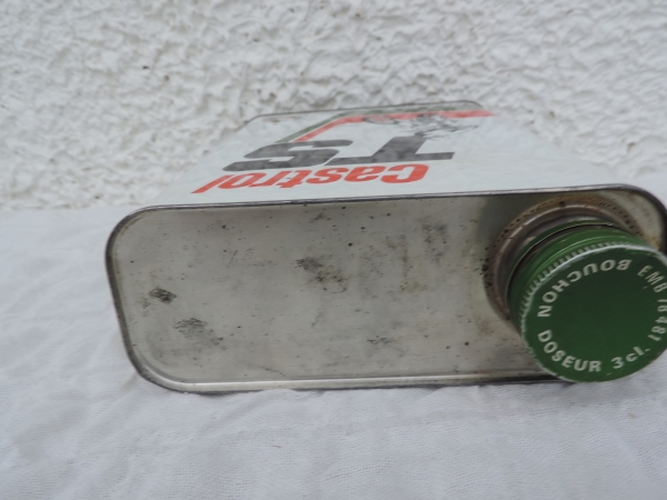 Bidon CASTROL- abcd1627.JPG