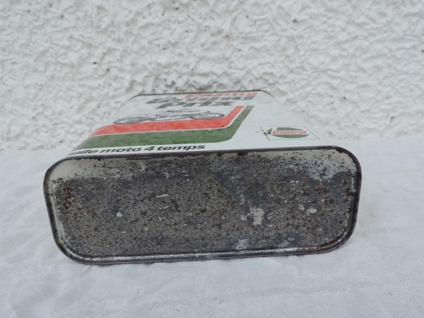 Bidon CASTROL- abcd1634.JPG