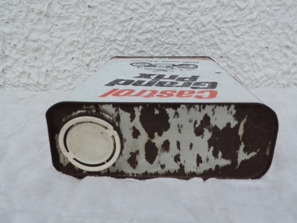 Bidon CASTROL- abcd1663.JPG