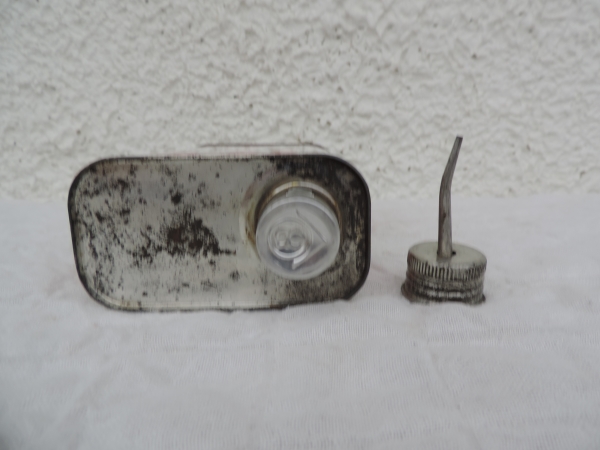 Bidon RENAULT- abcd2308.JPG