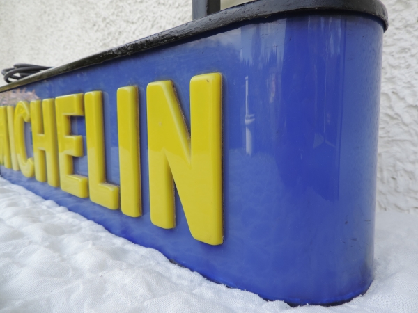 Enseigne lumineuse MICHELIN- abcd2869.JPG
