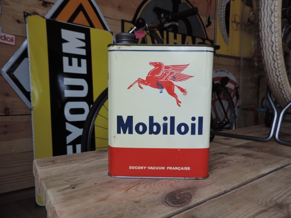 Bidon d'huile Mobiloil- abcd3172.JPG