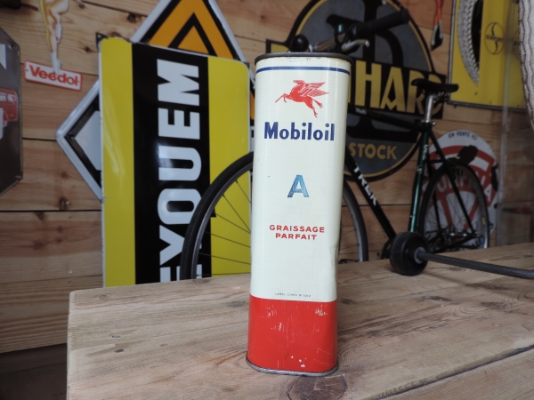 Bidon d'huile Mobiloil- abcd3173.JPG
