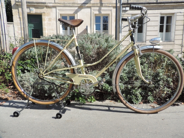V&eacute;lo vintage Motoconfort