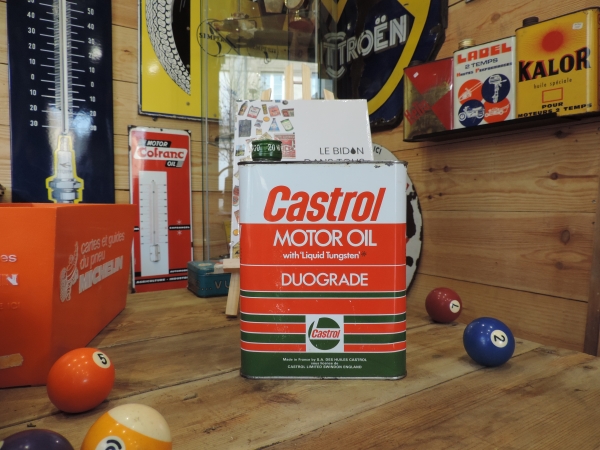 Bidon d'huile Castrol- efgh071223_109.JPG