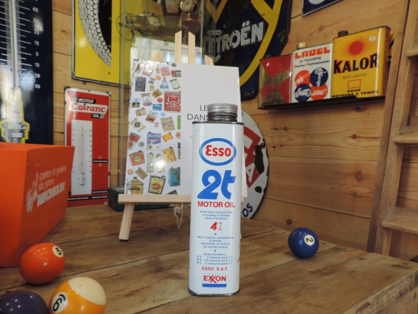 Bidon d'huile Esso- efgh071223_12.JPG