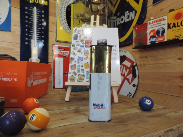 Bidon d'huile Mobiloil- efgh071223_56.JPG