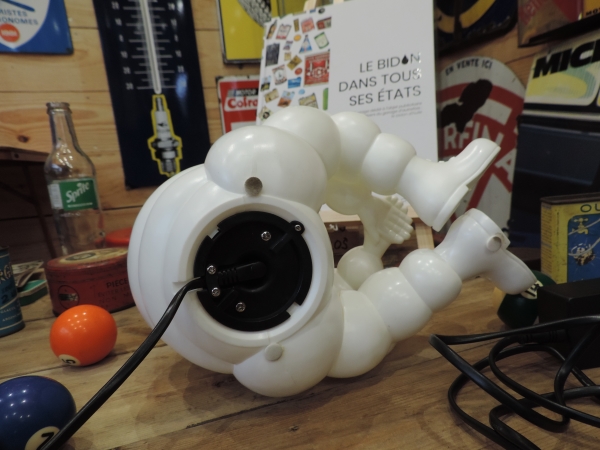 Lampe Michelin- efgh091223_19.JPG