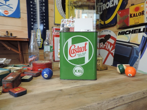 Bidon d'huile Castrol- efgh201223_39.JPG