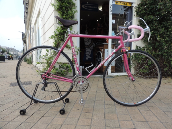 V&eacute;lo Mercier Course