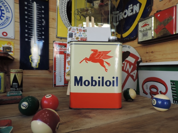 Bidon d'huile Mobiloil- efghi04022024-1_27.JPG