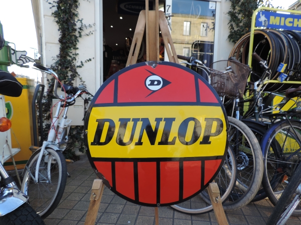 Plaque &eacute;maill&eacute;e Dunlop