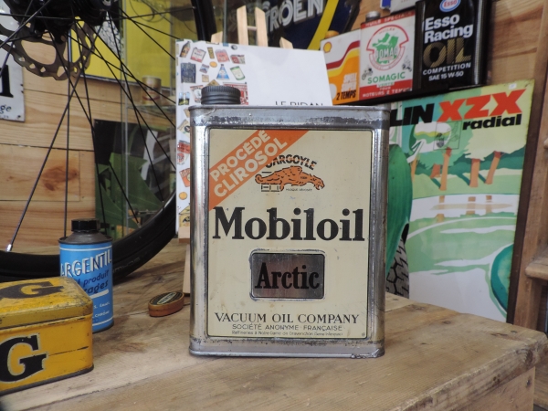 Bidon d'huile Mobiloil