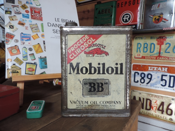 Bidon d'huile Mobiloil