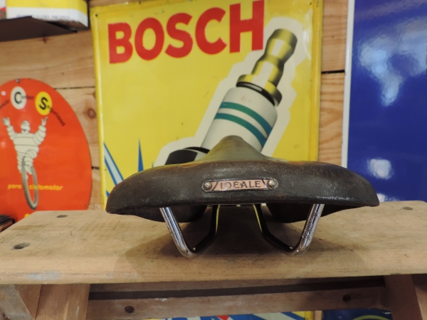 Selle Id&eacute;ale- efghi12122024-1_37.JPG
