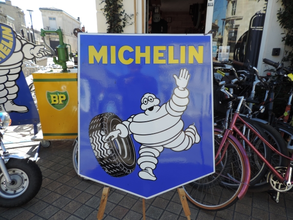 Plaque &eacute;maill&eacute;e Michelin