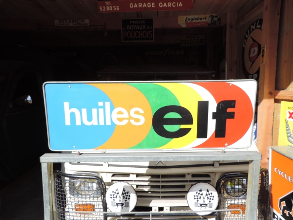 Pr&eacute;sentoir &agrave; bidons d'huile ELF- efghi13042024-1_02.JPG