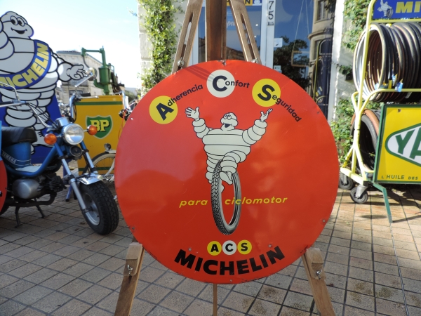 T&ocirc;le Michelin