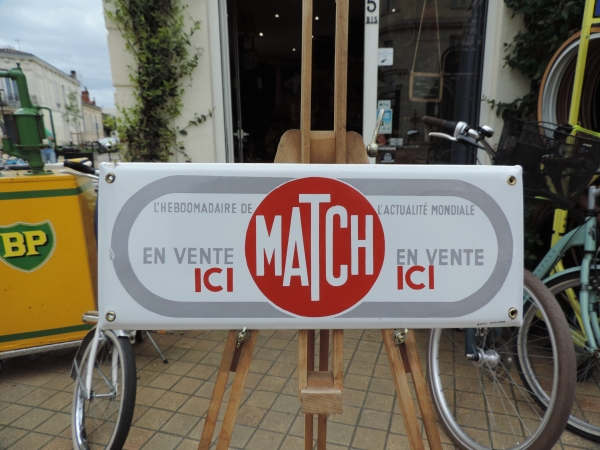 Plaque &eacute;maill&eacute;e MATCH