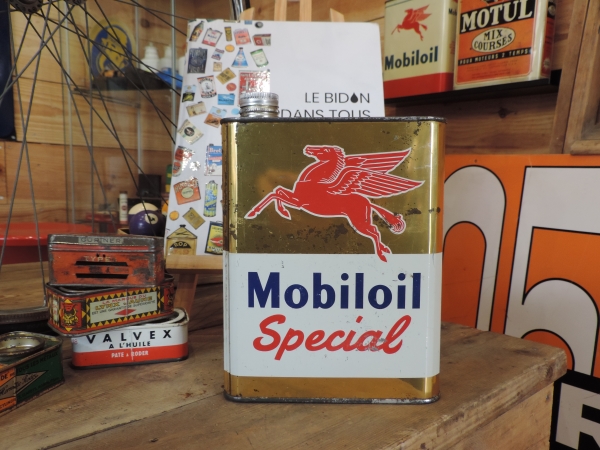 Bidon d'huile Mobiloil