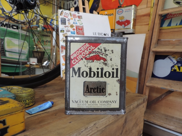 Bidon d'huile Mobiloil- efghi16112024-1_101.JPG