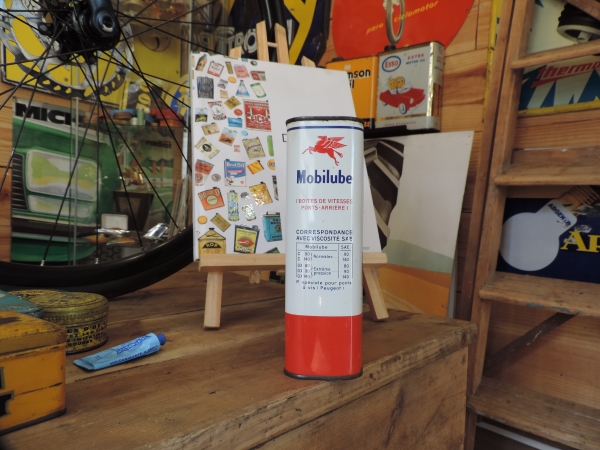 Bidon d'huile Mobiloil- efghi16112024-1_112.JPG