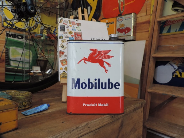 Bidon d'huile Mobiloil- efghi16112024-1_113.JPG