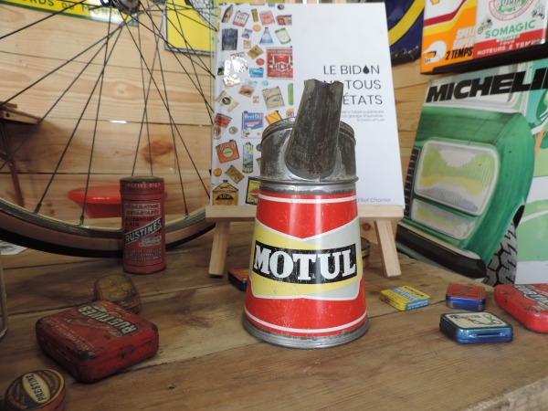 Broc &agrave; huile Motul