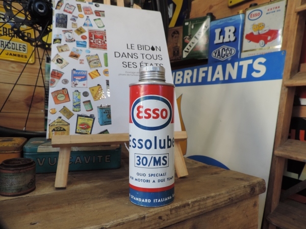 Bidon d'huile Esso