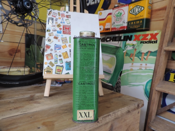 Bidon d'huile Castrol- efghi18052024-1_46.JPG