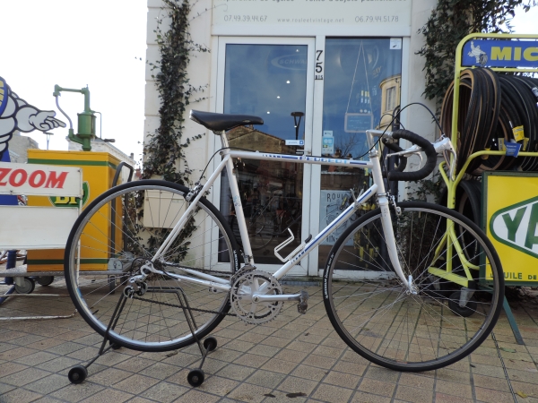 V&eacute;lo course Peugeot