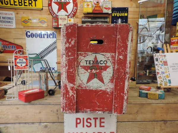 Caisse &agrave; bidons d'huile TEXACO- efghi20112025-2_28.JPG