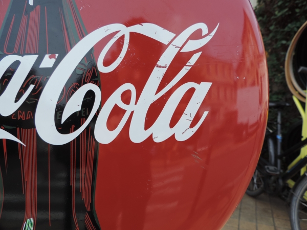 T&ocirc;le bomb&eacute;e Coca-Cola- efghi23092025-1_05.JPG