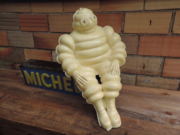 Enseigne lumineuse Michelin- efghi24032025-1_22.JPG