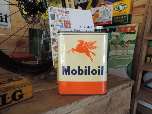Bidon d'huile Mobiloil- efghi25072024-1_03.JPG