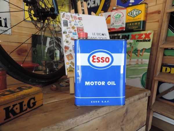 Bidon d'huile Esso- efghi25072024-1_15.JPG